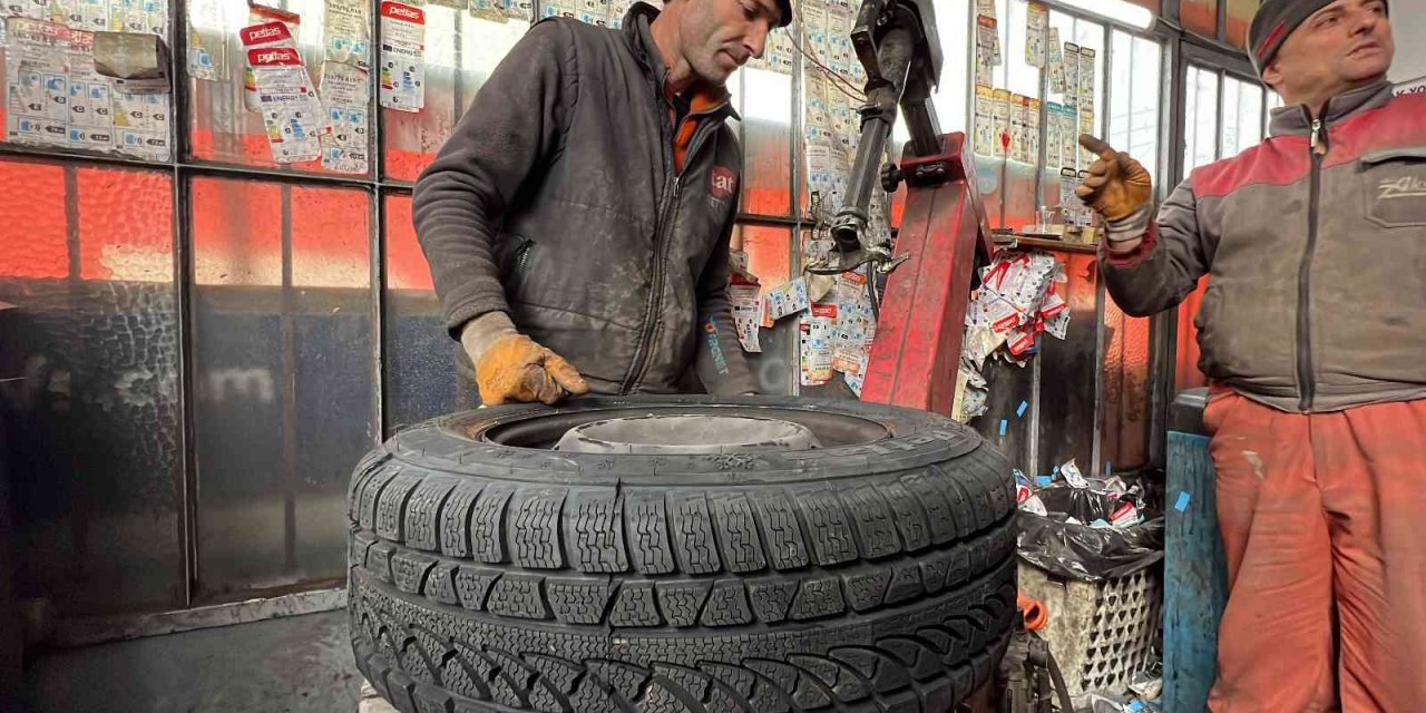 Lastikçilerde yoğunluk sürüyor