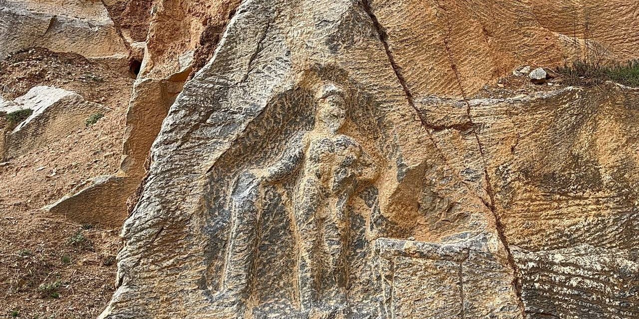 2000 yıllık Herkül ilgi odaği haline geldi