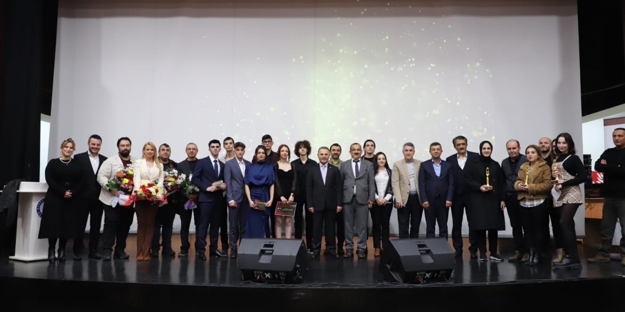 ’9. İletişim Kozası’ kısa film yarışmasında ödüller sahiplerini buldu