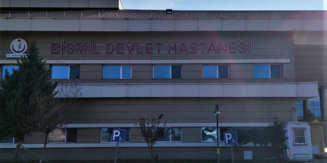 Babasının kullandığı traktörün altında kalan çocuk hayatını kaybetti