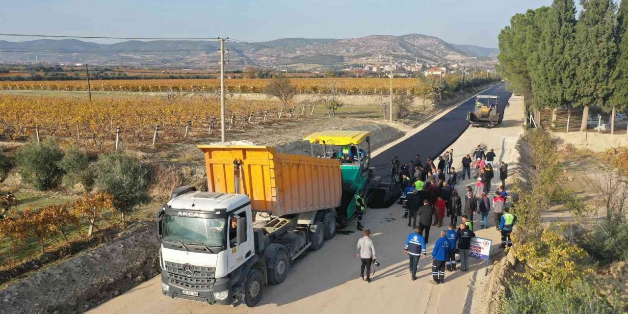 Buldanlıların yıllardır çözülemeyen yol çilesi Büyükşehir ile bitiyor