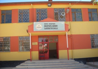 Karapınar belediyesinden okullara destek