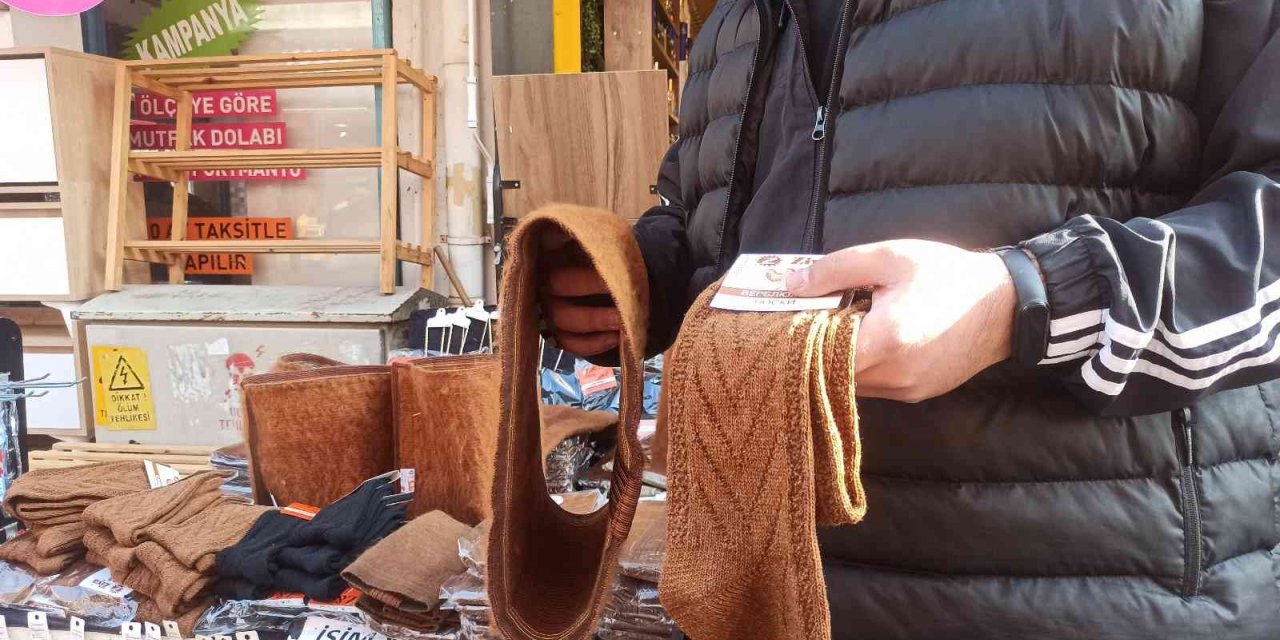 Soğuyan havalar deve yününden ürünlere talebi arttırdı