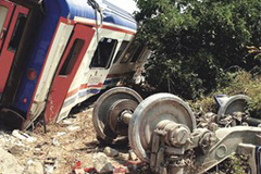 Kokunç tren kazası: 13 ölü 50 yaralı