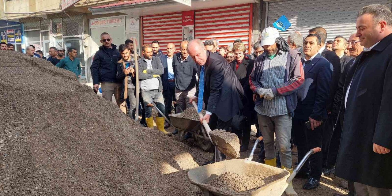 Muharrem İnce: “Çeyrek altın günü gibi toplanıp toplanıp dağılıyorlar"