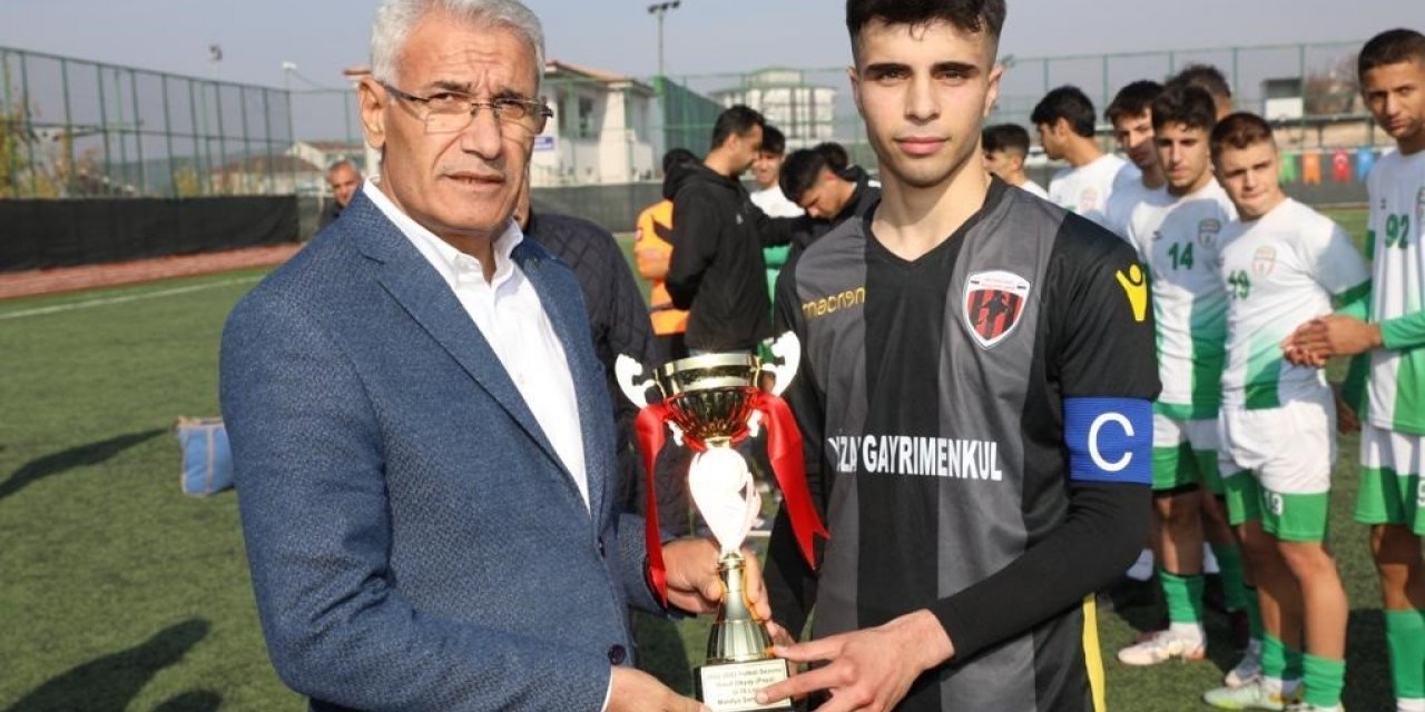 Başkan Güder’den Malatya şampiyonuna tebrik