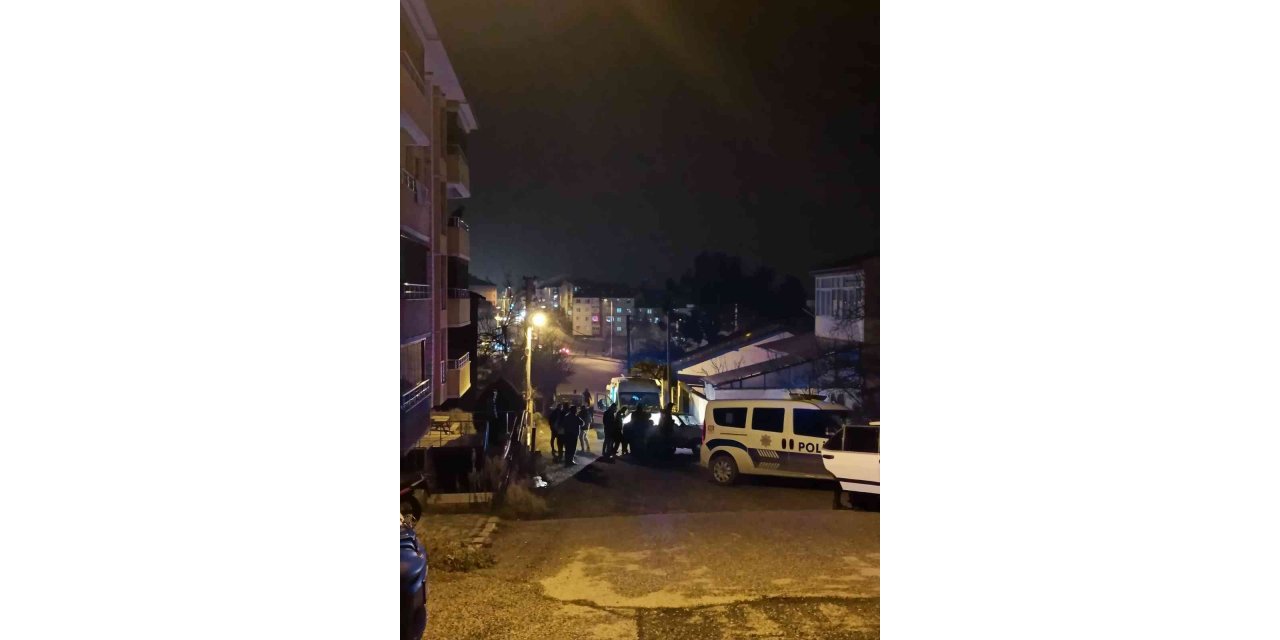 Otomobille çarpışan motosikletin sürücüsü yaralandı