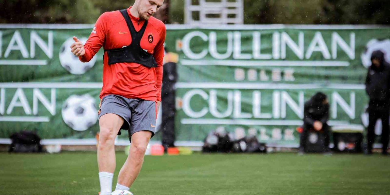 Victor Nelsson: "Galatasaray ile şampiyonluk kazanmak istiyorum"