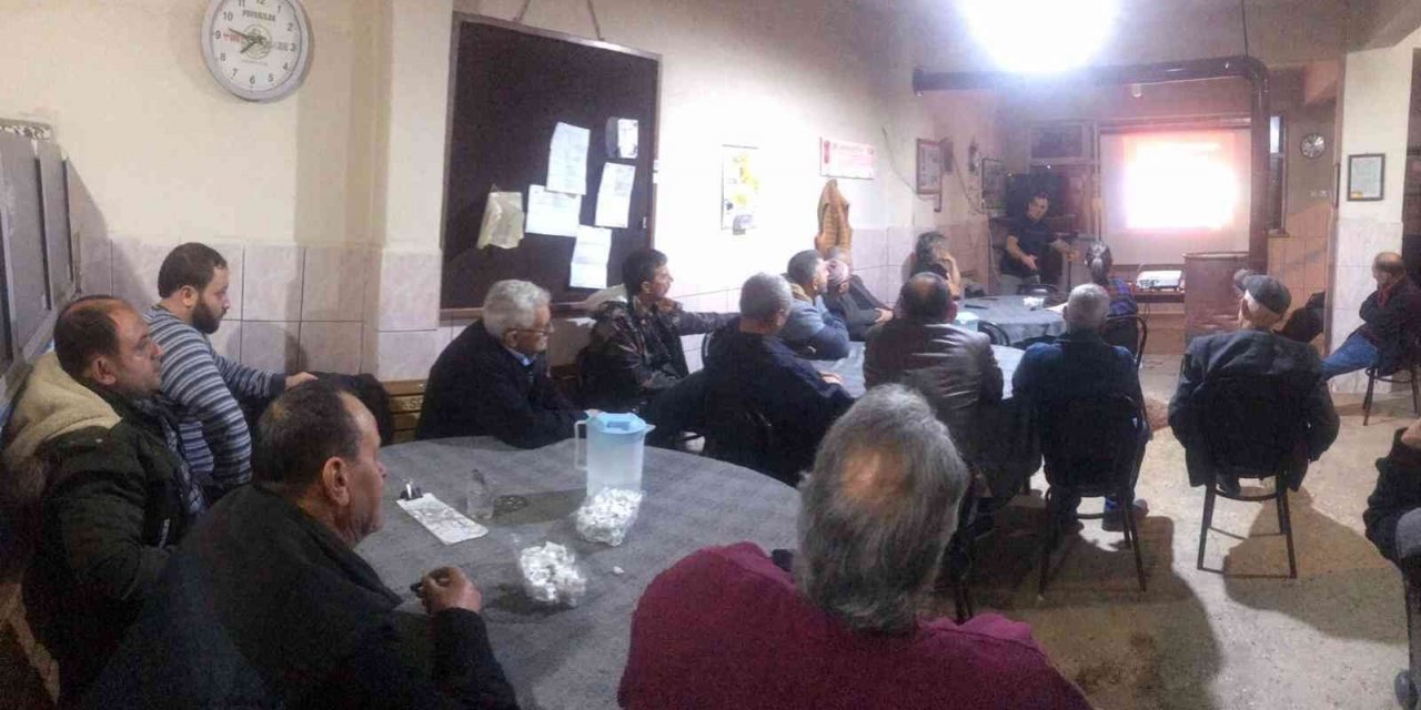 Nilüfer’de çiftçilere budama eğitimi