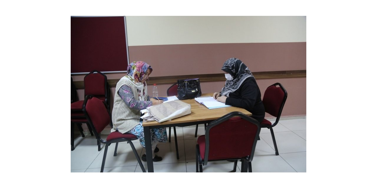 MELMEK, okuma yazma kursları ile hayatlara dokunuyor