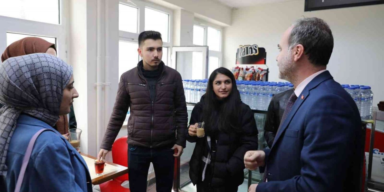 Karton bardak kullanmayan öğrenciler içeceklerini indirimli alacak