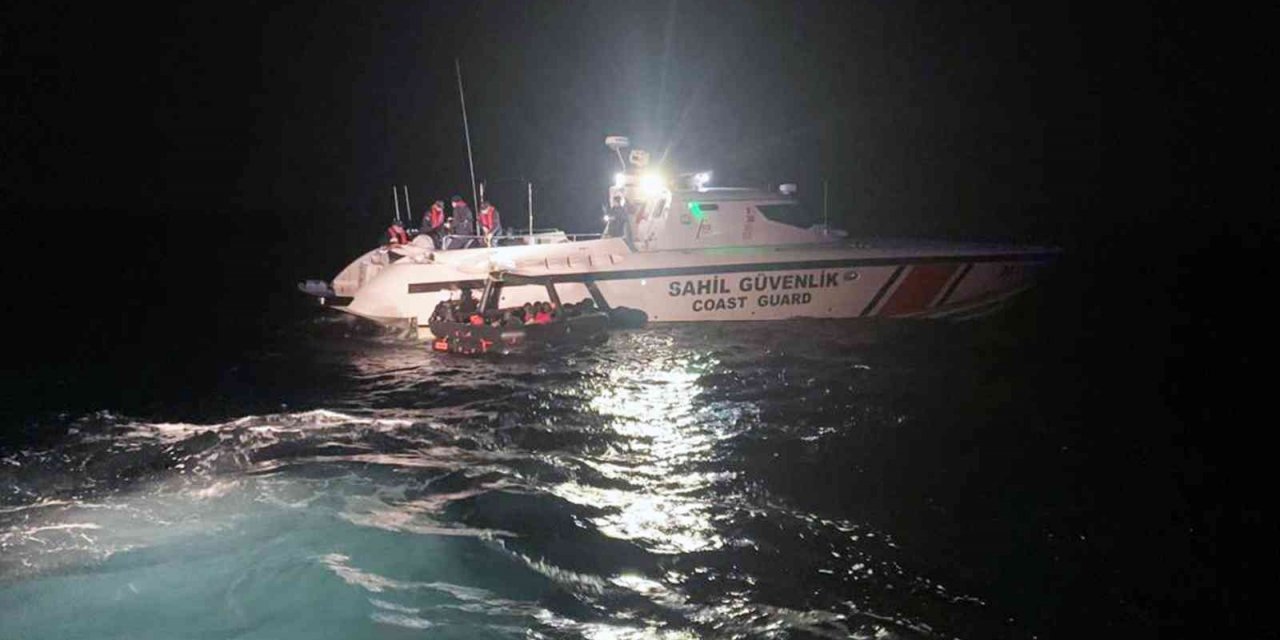Datça’da 40 düzensiz göçmen kurtarıldı