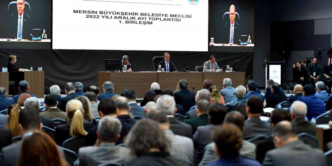 Seçer: "İkinci dönem adaylığımda toplu konut projelerini süratle başlatacağım"
