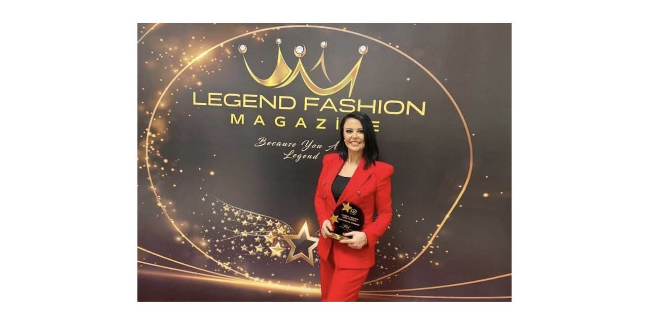 “Yılın En İyi Gündüz Kuşağı Kadın Haber Spikeri” ödülünü Meltem Günay aldı