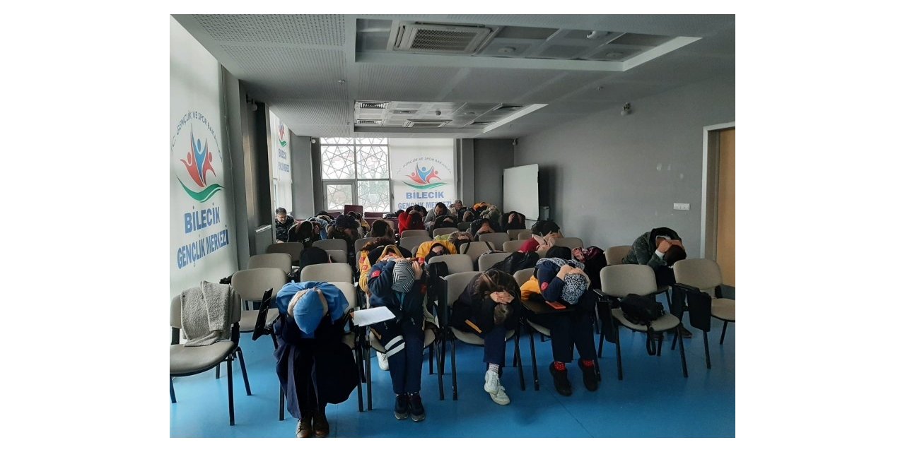 112 Acil Sağlık hizmetleri çalışanlarına eğitimler verildi