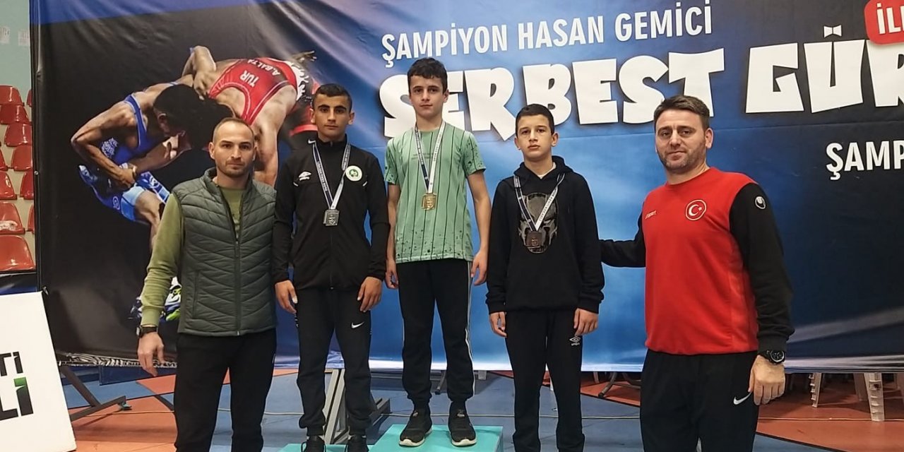 Serbest güreş turnuvasına Düzce damgası