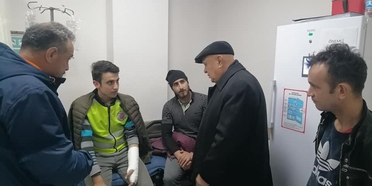 Başkan Pekmezci, yaralı işçileri hastanede ziyaret etti