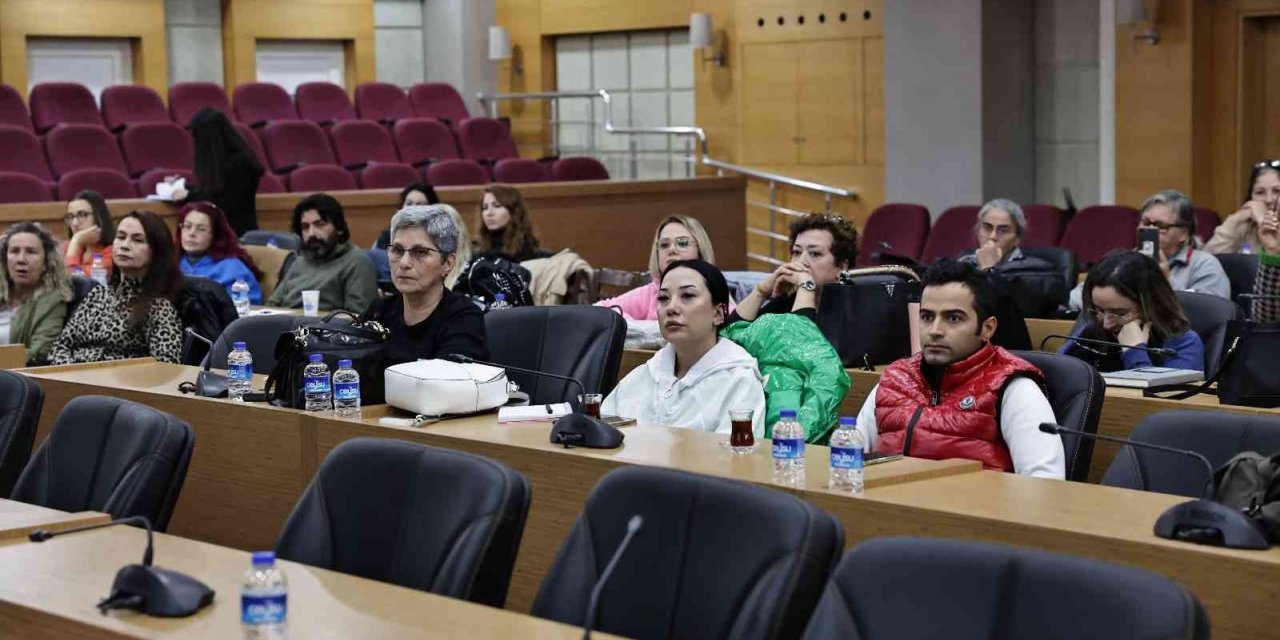 Büyükşehir’den Petshop ve Yerel Hayvan Koruma Görevlisi eğitimi