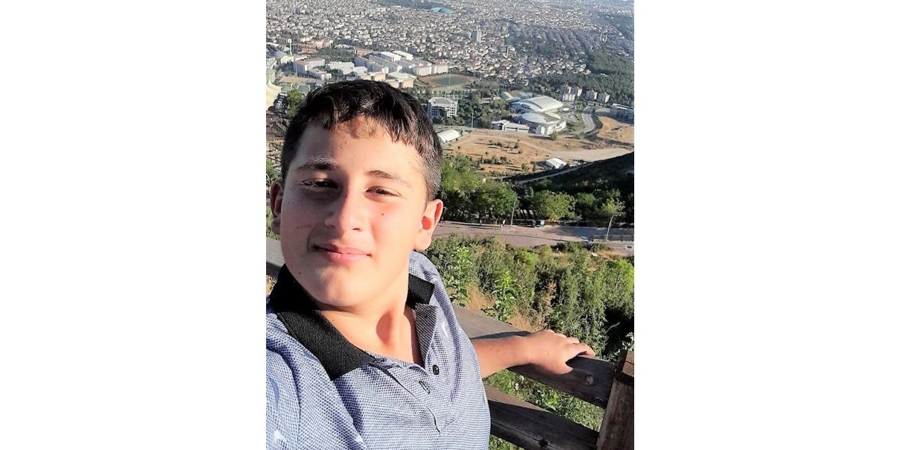 Kaza yaralanan 13 yaşındaki Kemal, 7 gündür yaşama tutunmaya çalışıyor