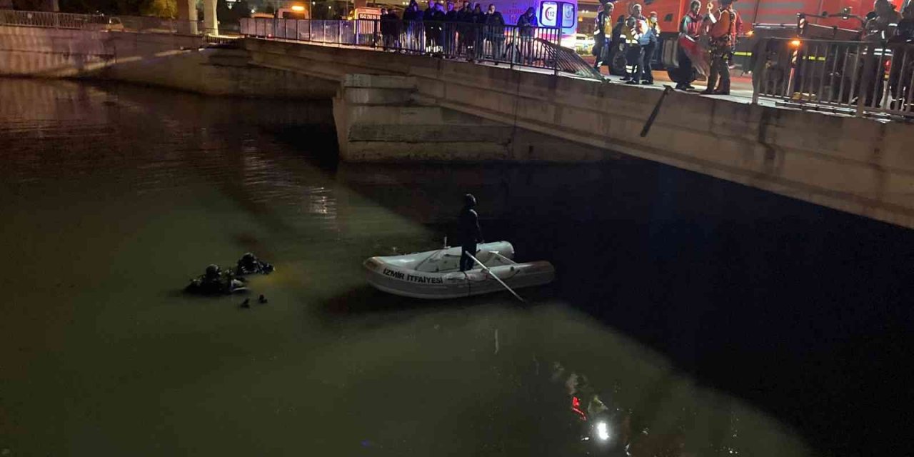 Kontrolden çıkan otomobil çaya uçtu: 1 ölü, 3 yaralı