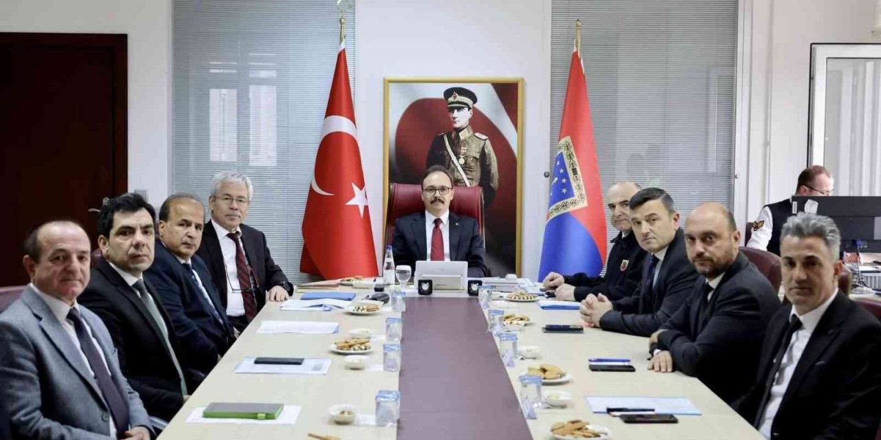 Bilecik’te ‘Önlem Al, Hayatta Kal’ protokolü VKS toplantısı gerçekleştirildi