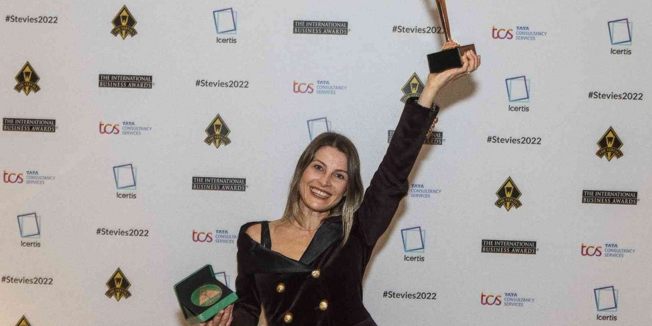 QNET 2022 yılını ödüllerle kapatıyor