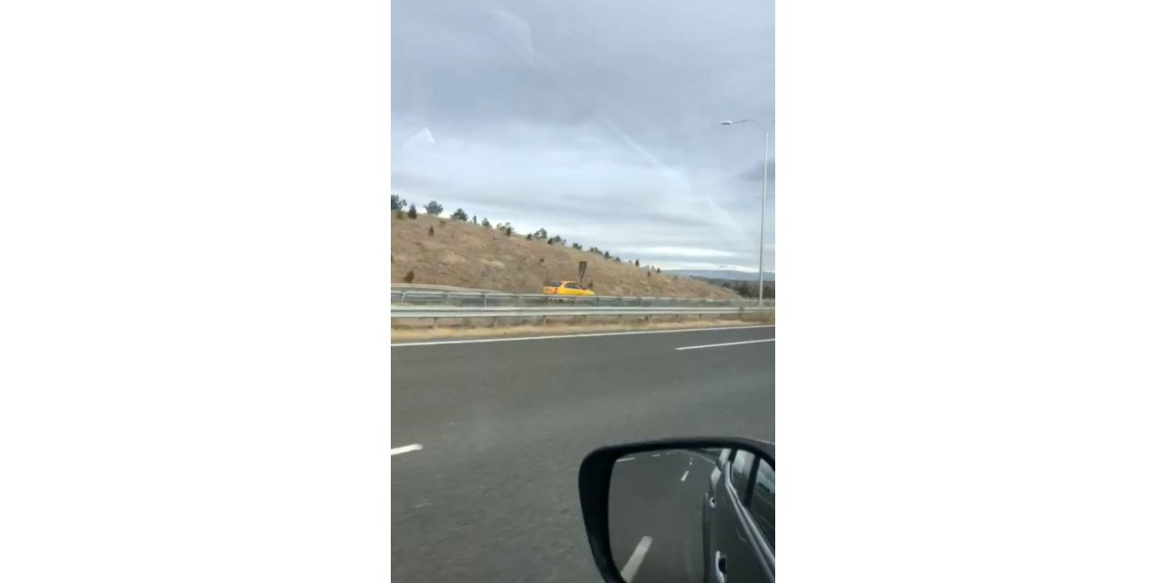 Çevre yolunda ters istikamette seyreden taksi şoförü felakete davetiye çıkardı