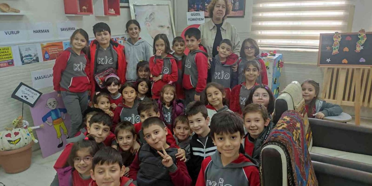 Minik öğrencilerden “Tutum, Yatırım ve Türk Malları Haftası” sergisi