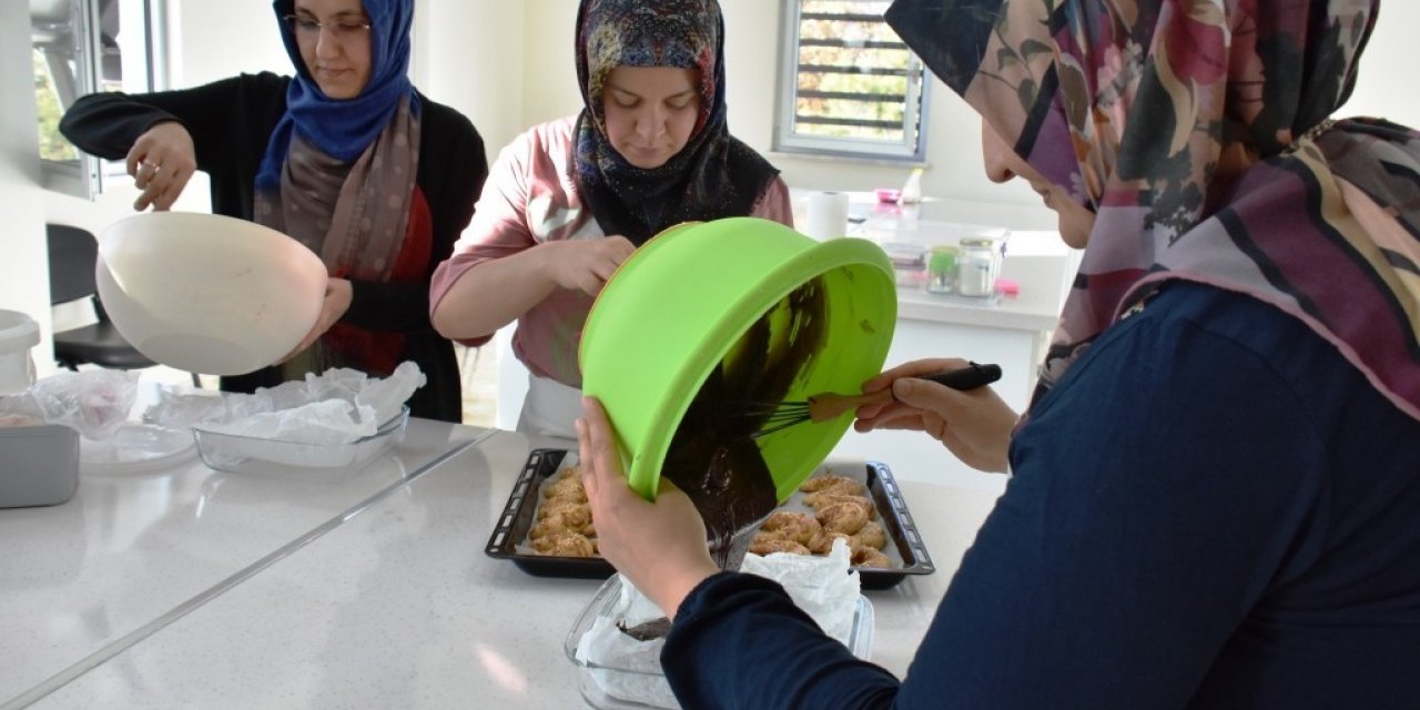 Kocasinan Belediyesi, profesyonel aşçılar yetiştiriyor