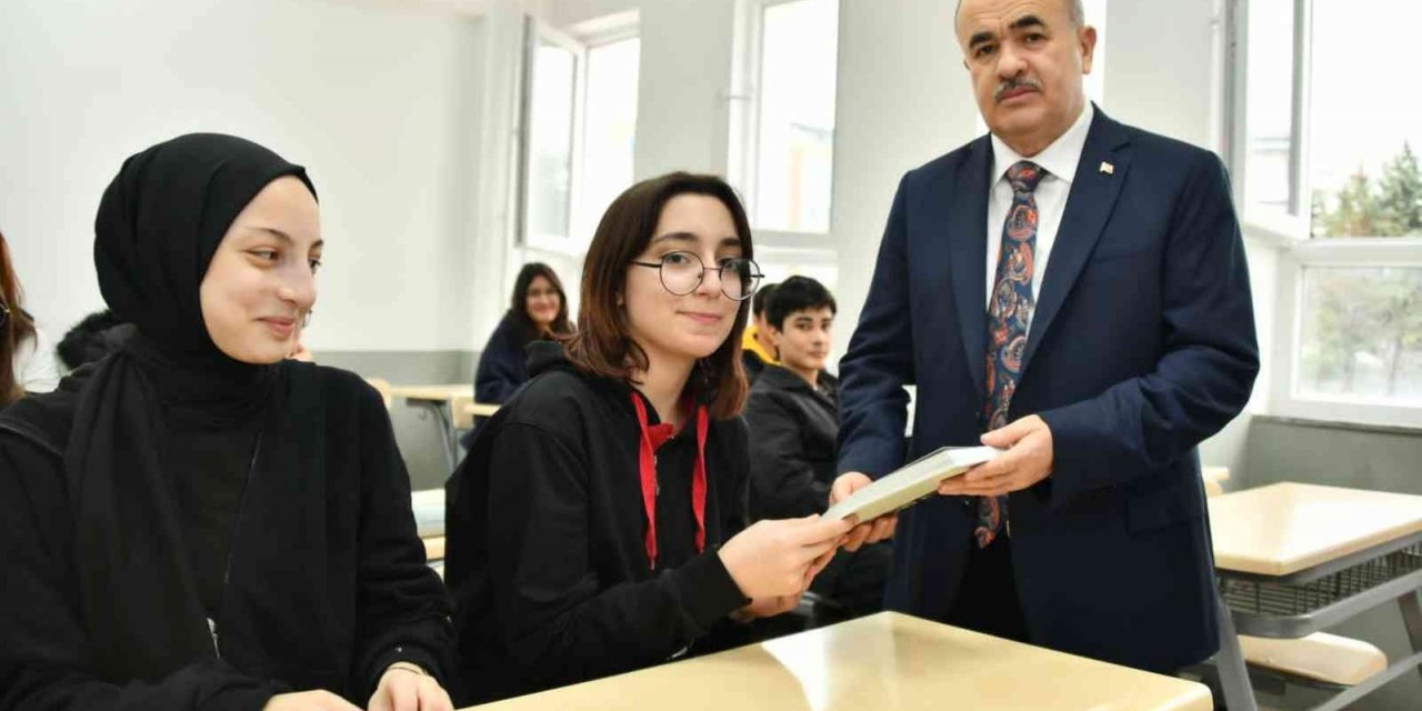 Vali Dağlı: “Kudüs’ün barış ve huzura kavuşması için gündemde tutulması gerekir”