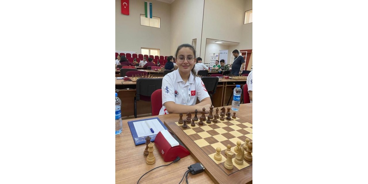 Satranç şampiyonu Gaziantep Kolej Vakfı’ndan