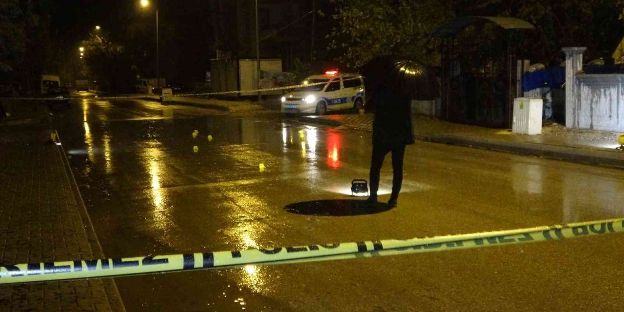 İçerisinde çocukların da bulunduğu ikamet kurşunlandı