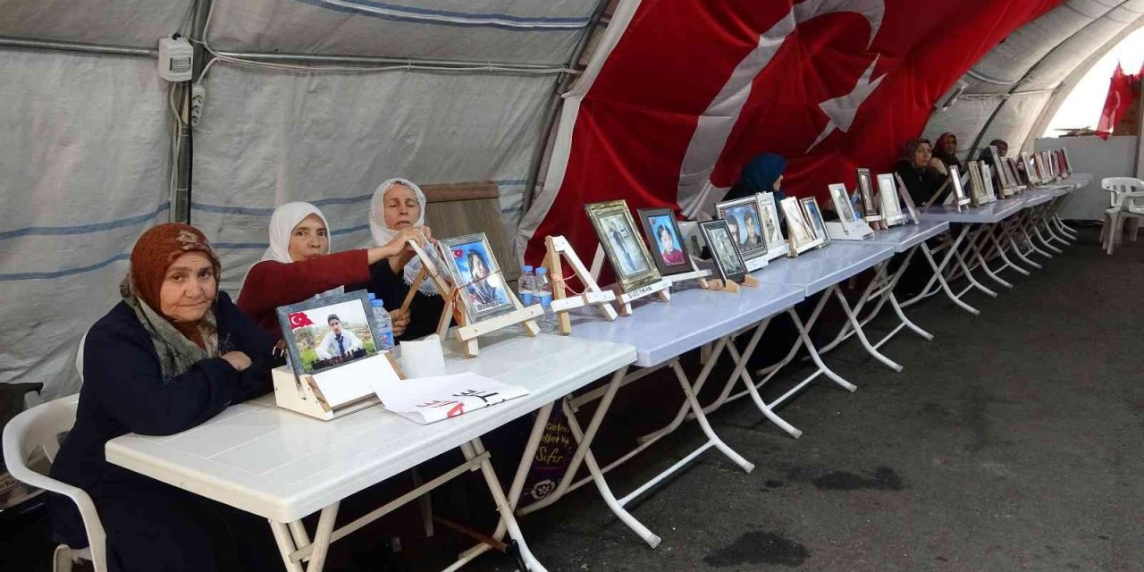 Ailelerin direnişi bin 200 güne ulaştı