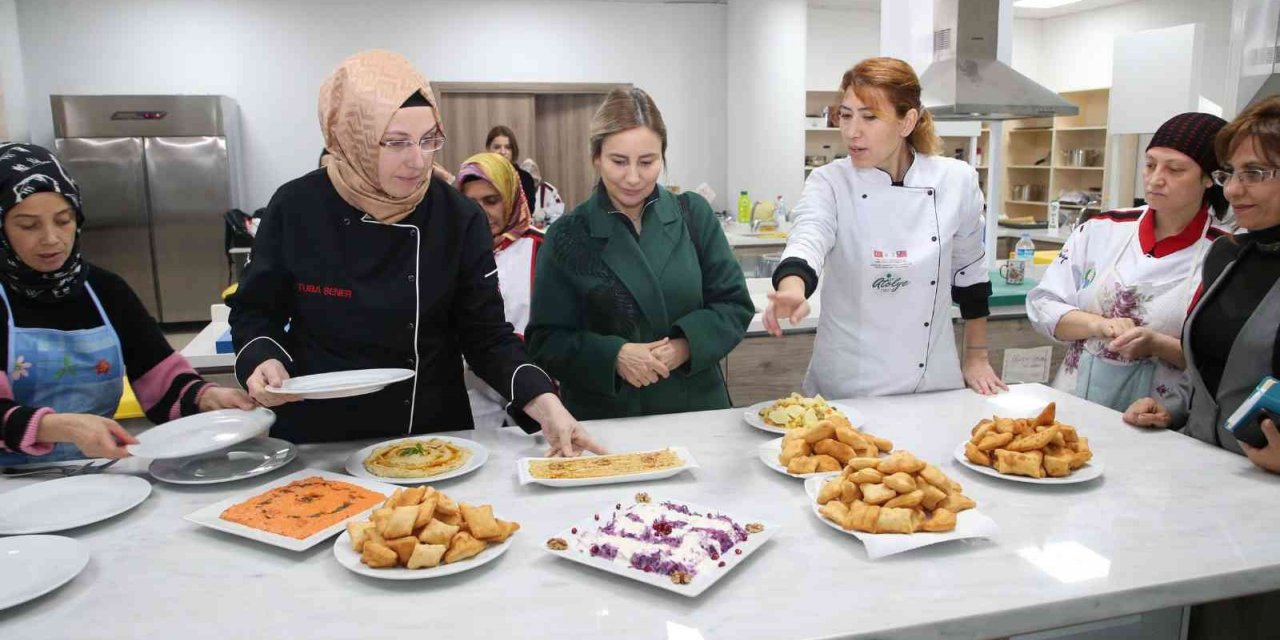 Gölbaşı Belediyesi’nin ücretsiz kurslarında eğitim devam ediyor