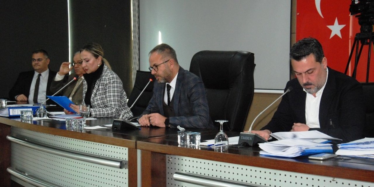 Adana Büyükşehir Belediye Meclisi 2022 yılı çalışmalarını tamamladı