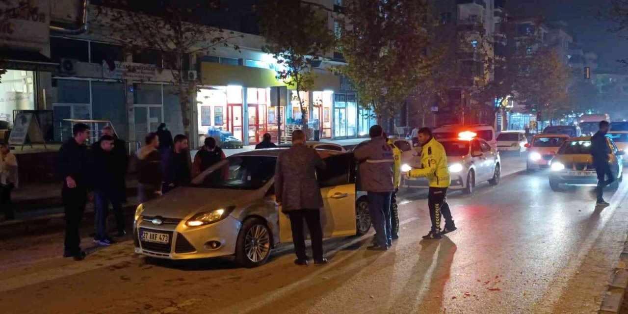 Gaziantep’te ani fren kazaya neden oldu: 2 yaralı