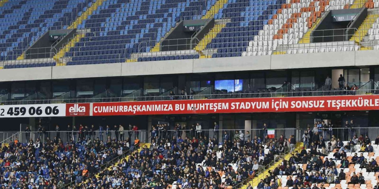 Adana Demirsporlu taraftarlar, Sampdoria maçında takımını yalnız bıraktı