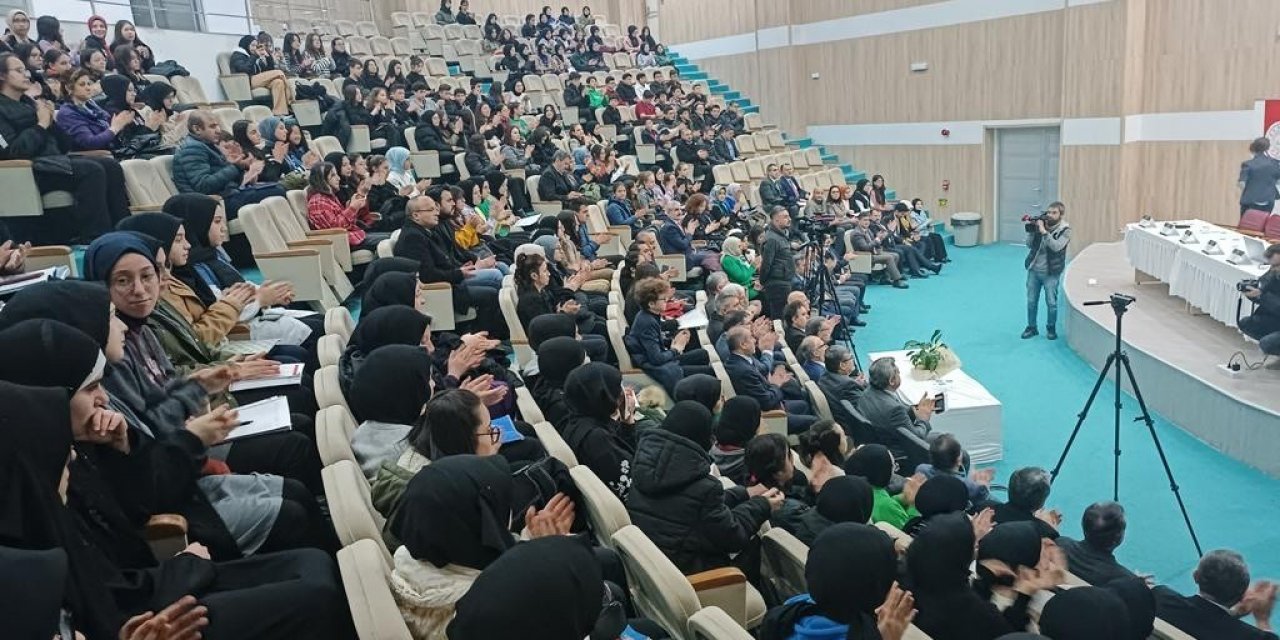 Anadolu Mektebi Mevlana’yı anlatmak için Afyonkarahisar’da