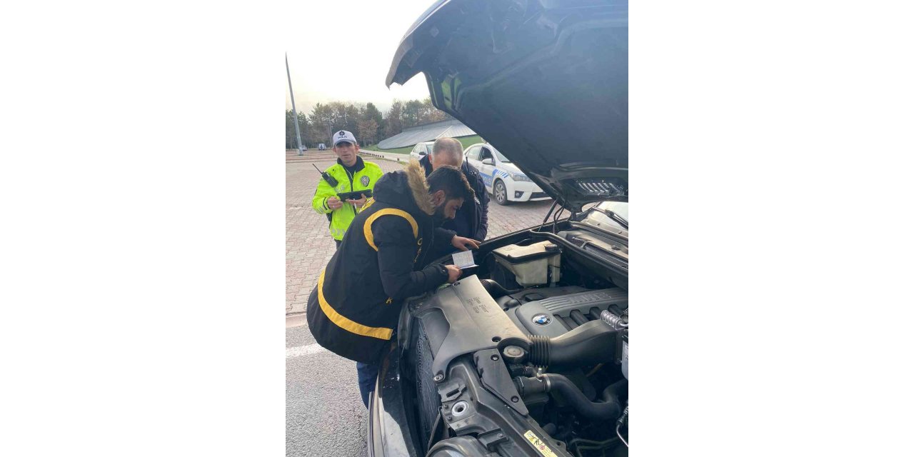 Polisten "kuş" grubu araç ve motosiklet denetimi