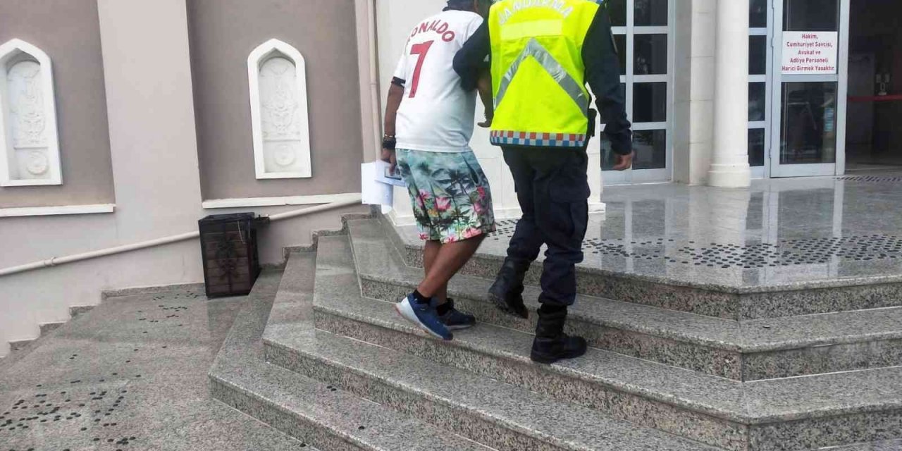 Jandarma ‘Huzur ve Güven’ uygulamasında 5 tutuklama