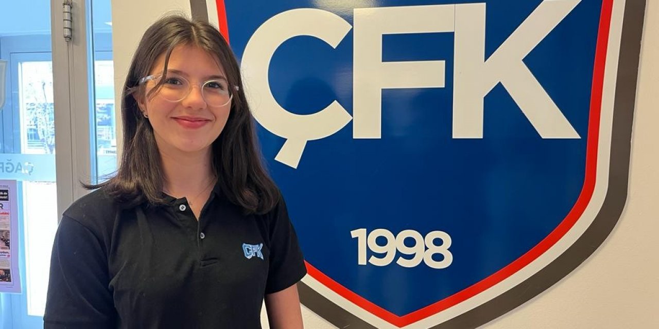 Neslişah Kanada’da Türkiye’nin minik elçisi olmaya hak kazandı