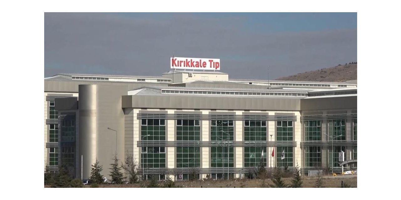 Hastane yemekhanesinde yangın: 8 kişi dumandan etkilendi