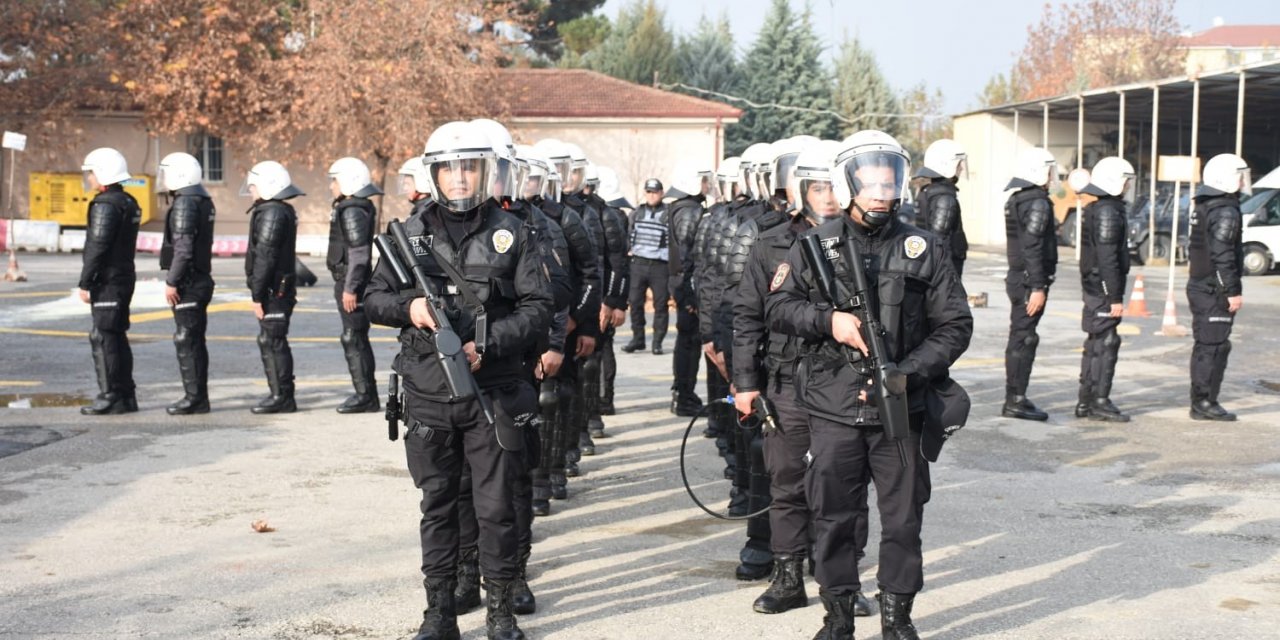 Polisten gerçeği aratmayan tatbikat