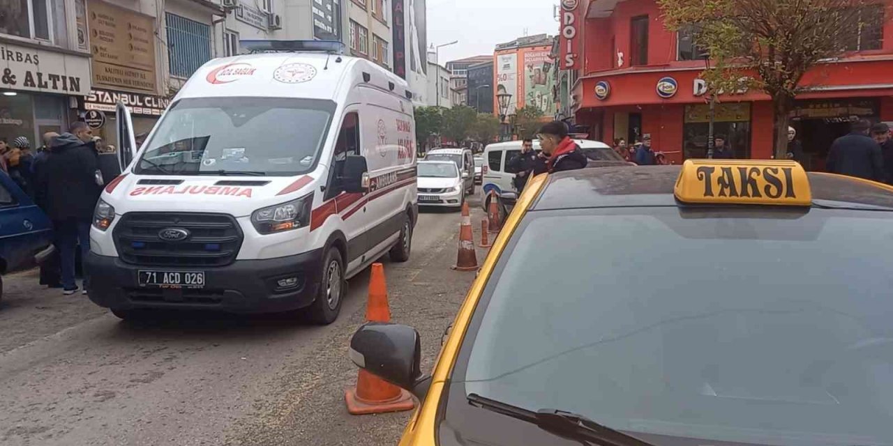 Alacak verecek meselesi kanlı bitti: 1 yaralı