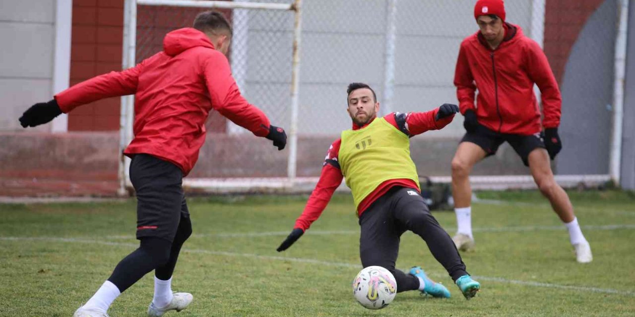 Sivasspor, Esenler Erok maçına hazırlanıyor