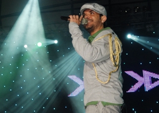 Kenan Doğulu Konya'da konser verecek