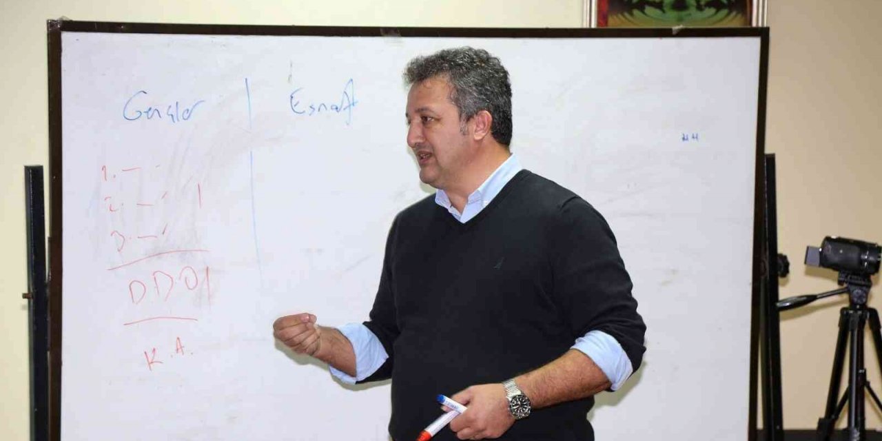 Gençler dijitali, esnaf tecrübesini anlatıyor