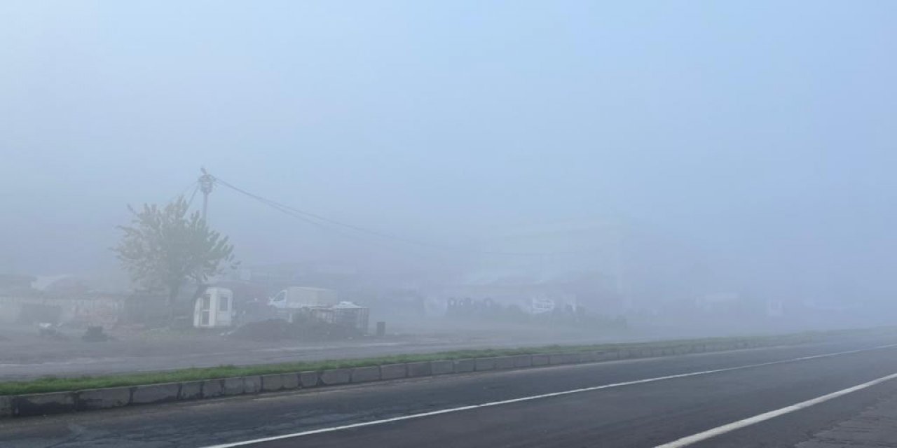 Diyarbakır’da görüş mesafesi 50 metreye düştü, uçak seferleri iptal edildi