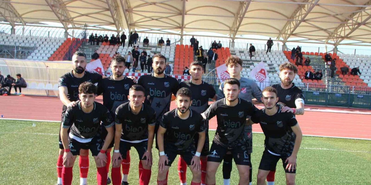 1969 Bilecik Spor kendi evinde kaybetti