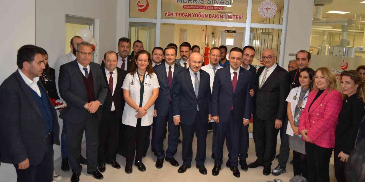 Manisalılar hayırsever ‘Moris Şinasi’yi unutmuyor